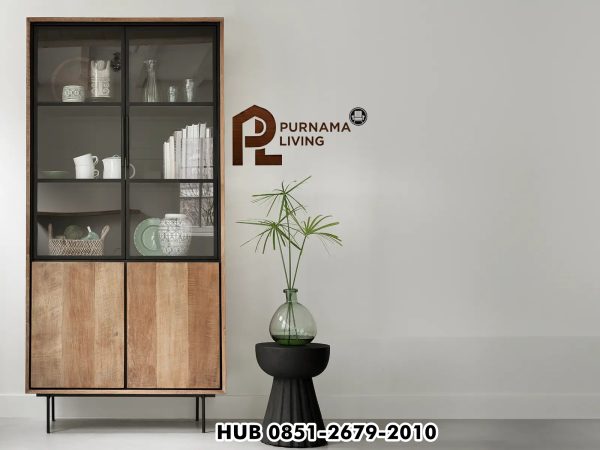 Lemari Pajangan Monastero