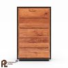Lemari Pakaian Kamar Tidur Bergaya Modern Rustic Paradise