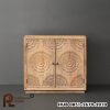 Lemari Kabinet Aksen Pedesaan Ukir Pictou